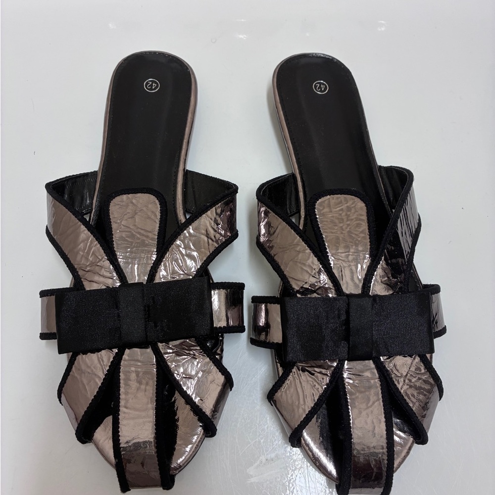 Source Unknown Black and‎ Silver Mules
